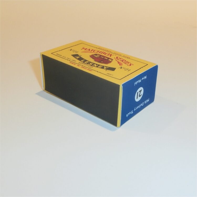 Matchbox Lesney 21 c Commer Milk Float C Style Repro Box - Image 2