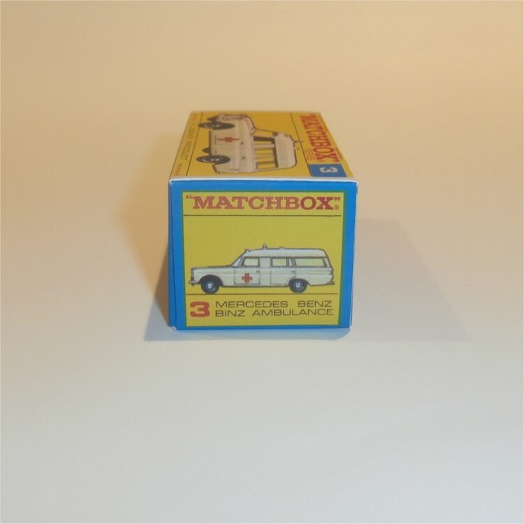 Matchbox Lesney  3c Mercedes Ambulance F Style Repro Box - Image 3