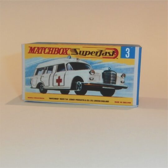 Matchbox Lesney Superfast  3 d Mercedes Ambulance G Style Repro Box