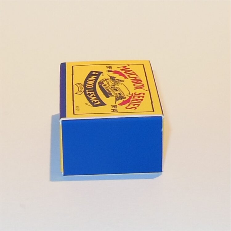 Matchbox Lesney 14 a Daimler Ambulance Repro B Style Box - Image 3
