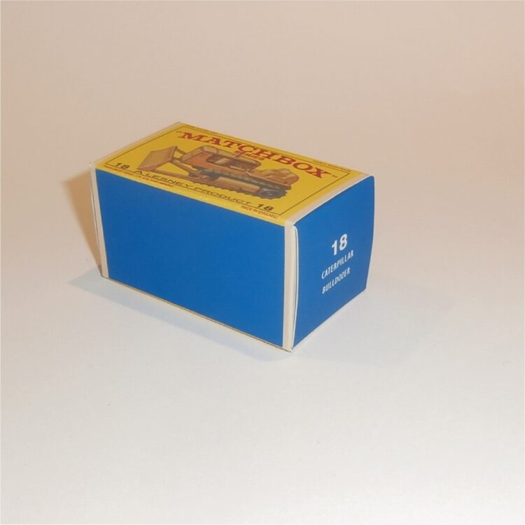 Matchbox Lesney 18d Caterpillar Bulldozer E Style Repro Box - Image 2