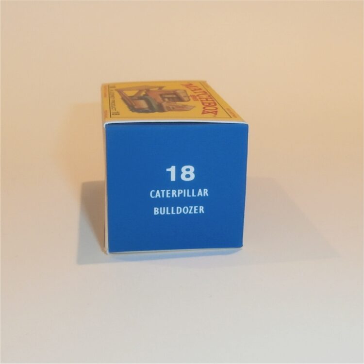 Matchbox Lesney 18d Caterpillar Bulldozer E Style Repro Box - Image 3