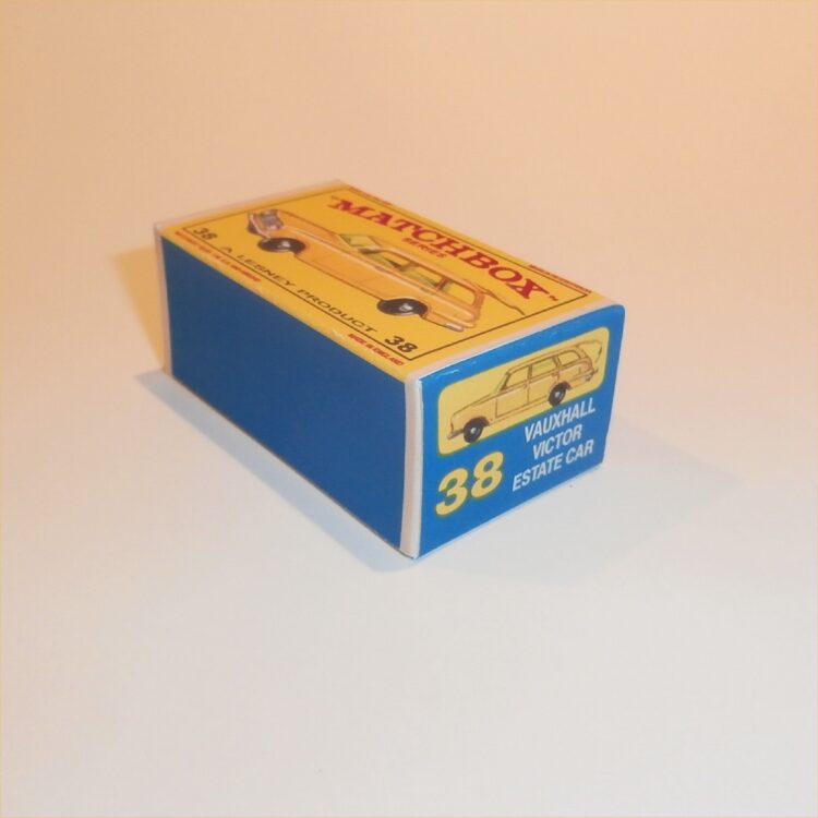 Matchbox Lesney 38 b Vauxhall Victor Estate E Style Repro Box - Image 2