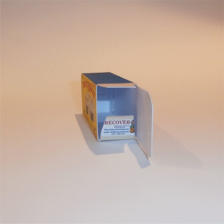 Matchbox Lesney 66c Greyhound Bus E Style Repro Box - Image 4