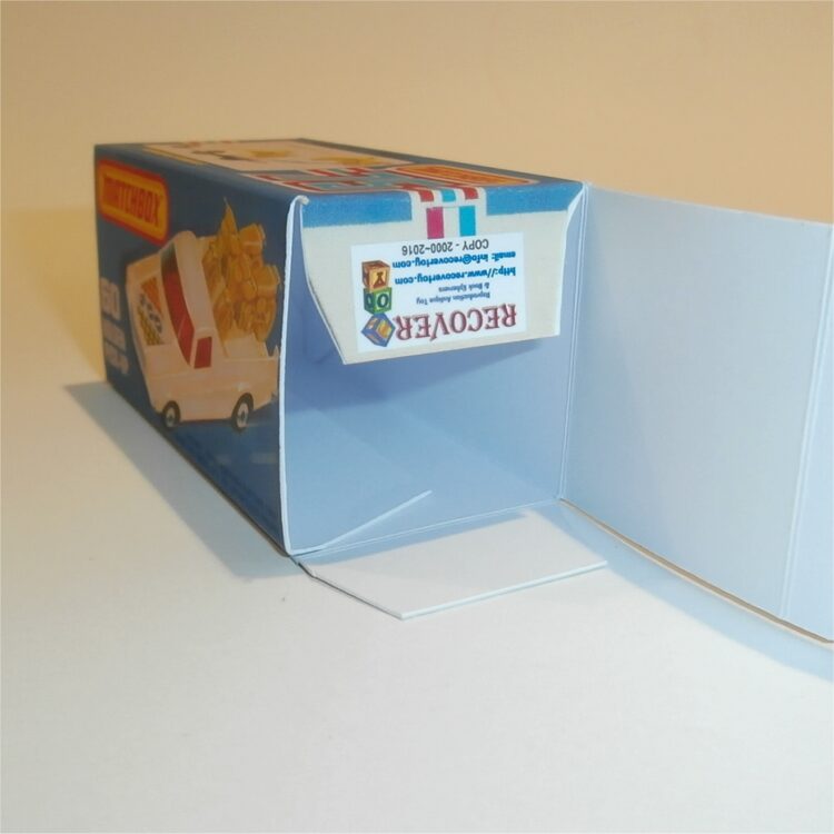 Matchbox Lesney Superfast 60e Holden Cream Pickup Custom Box K Style #10 - Image 4