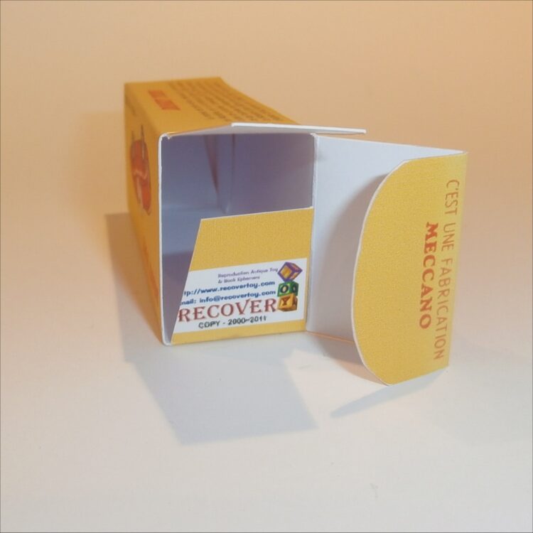 Dinky Toys  22A Maserati Sport 2000 Repro Box - Image 4