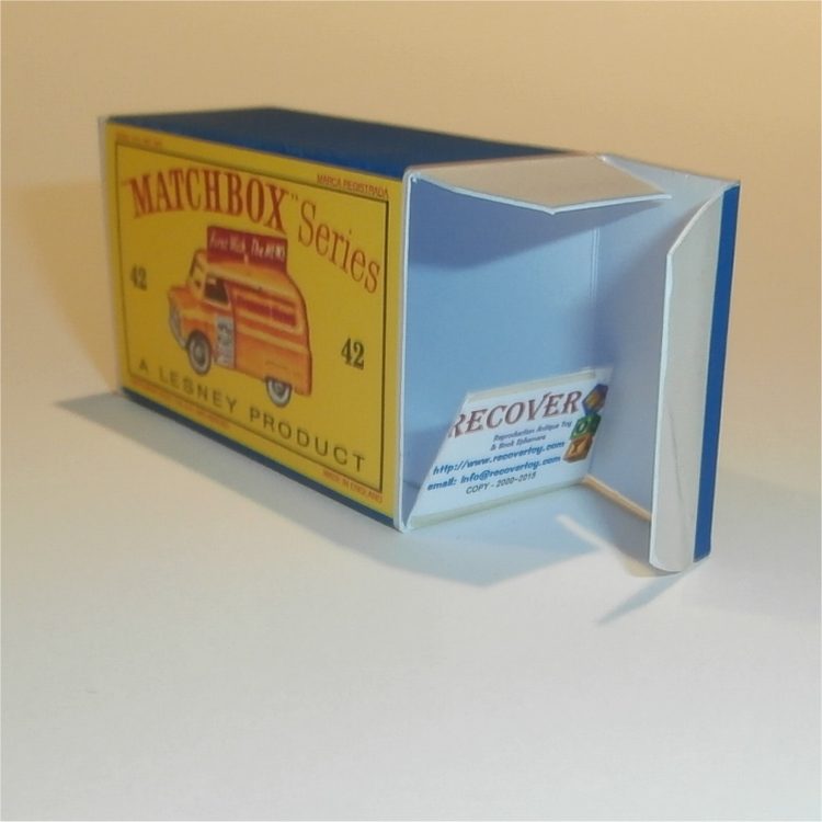 Matchbox Lesney 42a Commer News Van Empty D Style Repro Box - Image 4